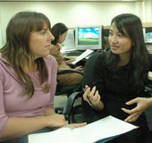 Làm việc với sếp nước ngoài: Dễ hay khó?