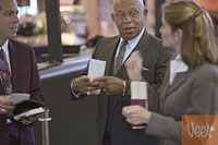 Những sai lầm “kinh điển” khi giao tiếp làm ăn