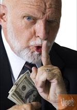 Tiết lộ mức lương của công ty có bị kỷ luật?