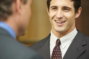  Đưa danh thiếp thế nào cho đúng cách? (Phần 1)