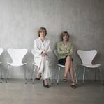 Phỏng vấn: đừng "chào cờ"