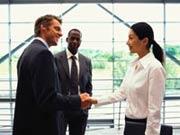 Khách hàng xúc phạm, xử lý thế nào?