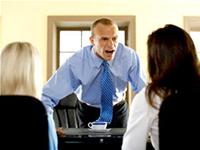 Khi nhân viên phạm sai lầm