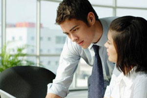 Dùng chiêu nào khi bị sếp đố kỵ?